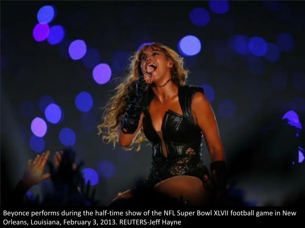 beyonce performs during the half time show