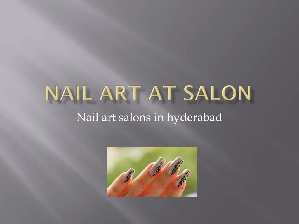 nail art at salon